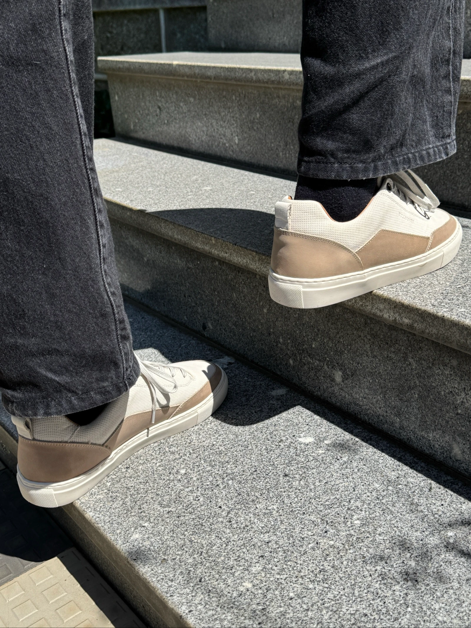 Off-White Sneakers Bull Boxer – photo 3